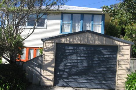 Photo of property in 7 Norfolk Street, Northland, Wellington, 6012