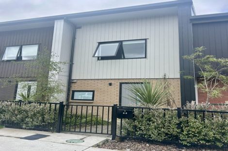 Photo of property in 22 Jabuka Street, Glen Eden, Auckland, 0602