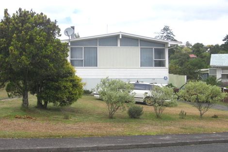 Photo of property in 30 Powrie Street, Glenfield, Auckland, 0629