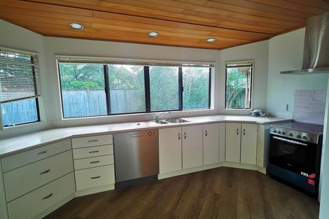 Photo of property in 4/12 Stratford Avenue, Milford, Auckland, 0620