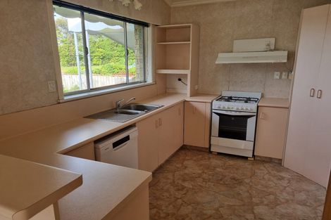 Photo of property in 166 Roslyn Road, Levin, 5510