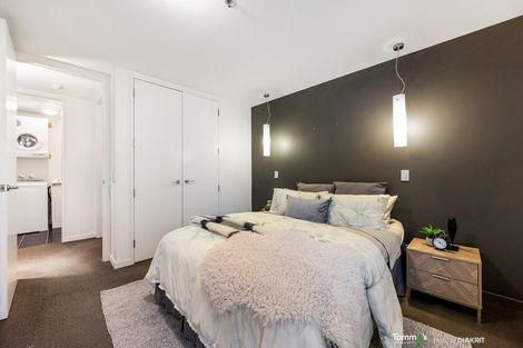 Photo of property in Montreaux Apartments, 3g/164 The Terrace, Wellington Central, Wellington, 6011