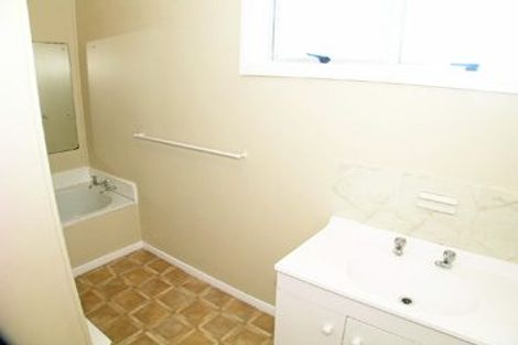 Photo of property in 18 Excellency Terrace, Ascot Park, Porirua, 5024