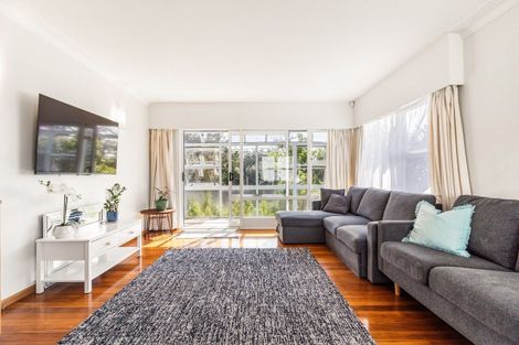 Photo of property in 1/11 Onepoto Road, Hauraki, Auckland, 0622