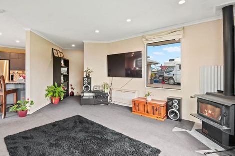 Photo of property in 10 Pukeone Place, Motueka, 7120