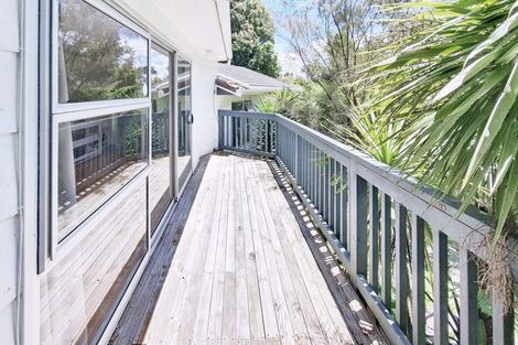 Photo of property in 27 Glencourt Place, Glenfield, Auckland, 0629