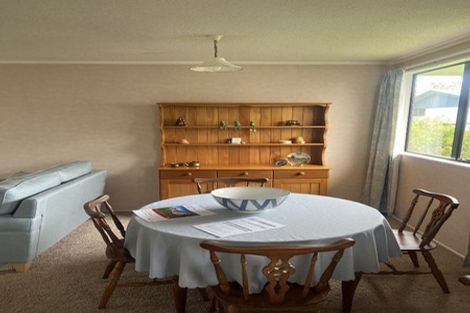 Photo of property in 19 Rigter Place, Enderley, Hamilton, 3214