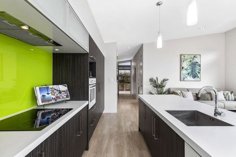 Photo of property in 8a Wairere Road, Torbay, Auckland, 0630