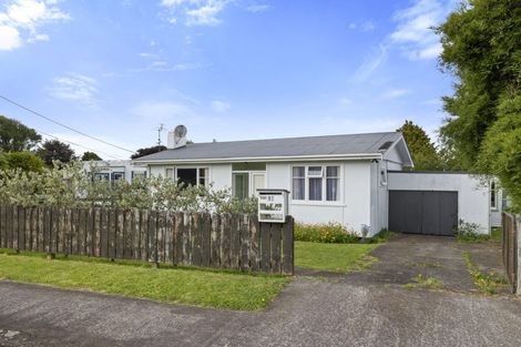 Photo of property in 13 Moir Street, Eltham, 4322