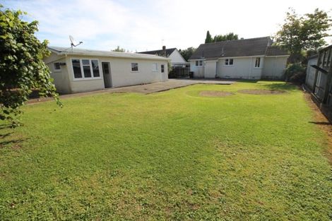 Photo of property in 43 Manawatu Street, Hokowhitu, Palmerston North, 4410