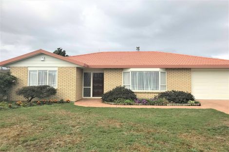 Photo of property in 22 Hadleigh Court, Paraparaumu, 5032