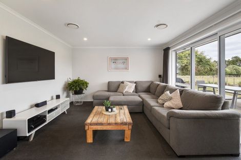 Photo of property in 11 Landon Way, Maewa, Feilding, 4702