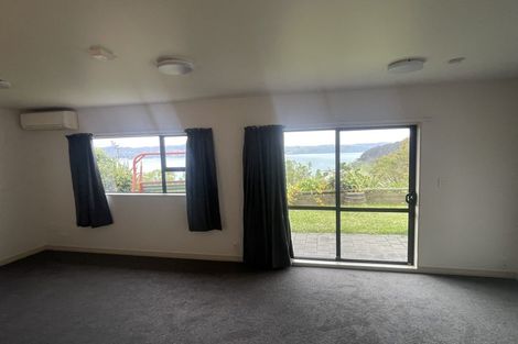 Photo of property in 12 Countess Close, Maupuia, Wellington, 6022