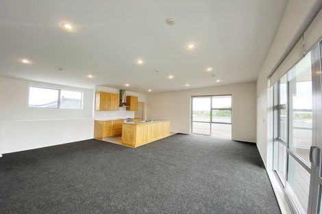 Photo of property in 1/63 Kestev Drive, Flat Bush, Auckland, 2016