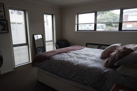 Photo of property in 90b Marine Parade, Mount Maunganui, 3116