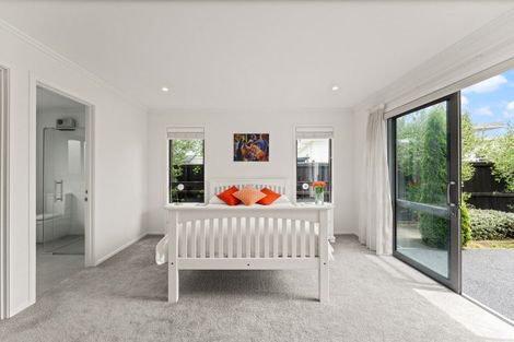 Photo of property in 17 Thornly Park Avenue, Mosgiel, 9024