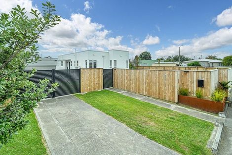 Photo of property in 1 Lowry Terrace, Marewa, Napier, 4110