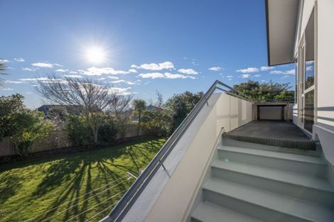 Photo of property in 6 Somerton Rise, Westmorland, Christchurch, 8025