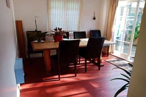 Photo of property in 28 Miro Street, Eastbourne, Lower Hutt, 5013