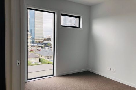 Photo of property in Frank Sargeson Apts, 304/74 Anzac Street, Takapuna, Auckland, 0622