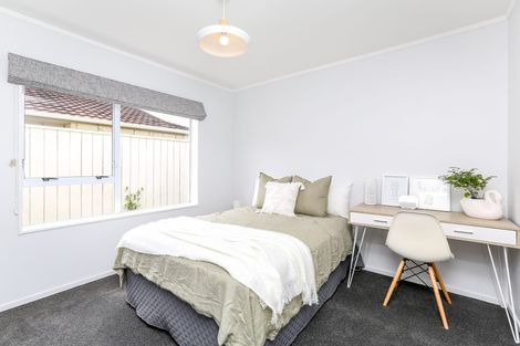 Photo of property in 31 Barrett Street, Westown, New Plymouth, 4310