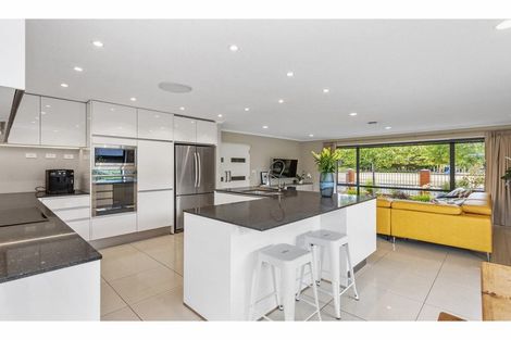 Photo of property in 5 Viceroy Place, Halswell, Christchurch, 8025