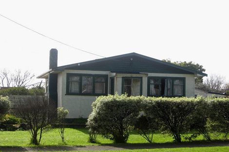 Photo of property in 18 Ihaia Street, Waitara, 4320
