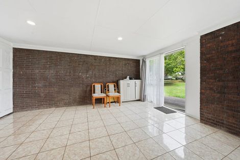 Photo of property in 14 Meadowcourt Drive, Manukau, Auckland, 2025