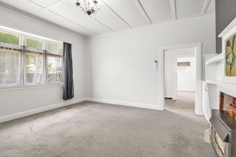 Photo of property in 23 South Street, West End, Palmerston North, 4410