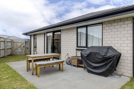 Photo of property in 95 Princess Street, Waitara, 4320