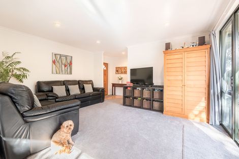 Photo of property in 31a Konini Road, Titirangi, Auckland, 0604