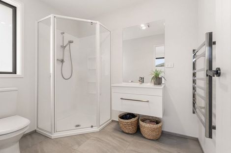 Photo of property in 5 Melonette Way, Ohauiti, Tauranga, 3112