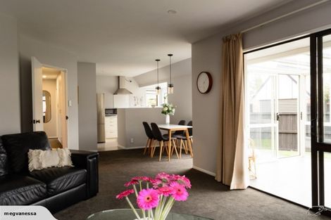 Photo of property in 1/25 Kingham Place, Avonhead, Christchurch, 8042