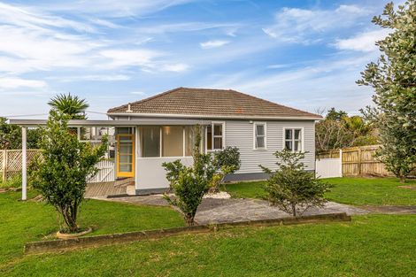 Photo of property in 19 Plunket Avenue, Papatoetoe, Auckland, 2104
