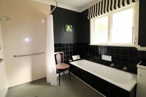 Photo of property in 100 Douglas Street, Highfield, Timaru, 7910