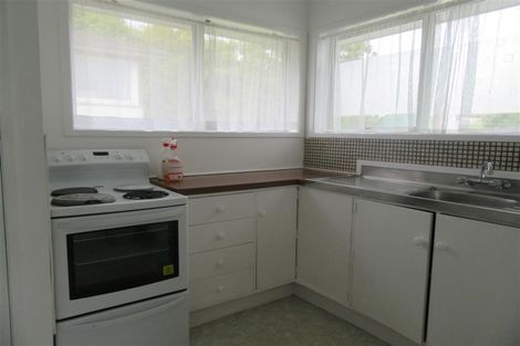 Photo of property in 2/14 Lake Road, Northcote, Auckland, 0627