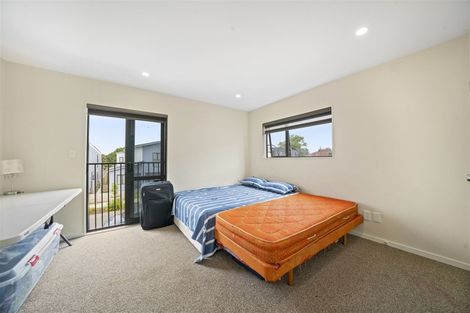 Photo of property in 10 Tapuwae Way, Mangere Bridge, Auckland, 2022