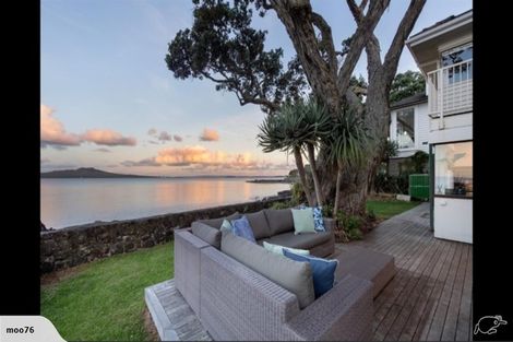 Photo of property in 2/259 Hurstmere Road, Takapuna, Auckland, 0622