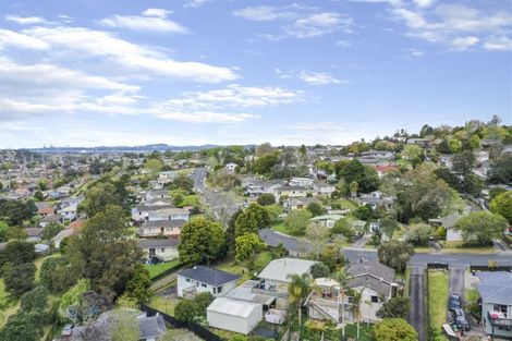 Photo of property in 41 Loughanure Place, Massey, Auckland, 0614