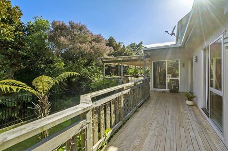 Photo of property in 35 Great North Road, Riverhead, 0820