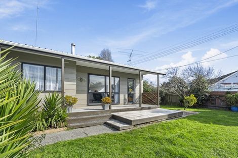 Photo of property in 2/1159 High Street, Taita, Lower Hutt, 5011