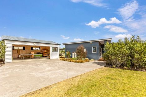 Photo of property in 337 Harbour Drive East, Matarangi, Whitianga, 3592