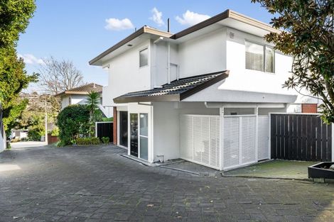 Photo of property in 2/36 Nihill Crescent, Mission Bay, Auckland, 1071