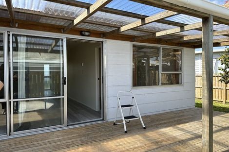 Photo of property in 1/29 Mon Desir Place, Manurewa, Auckland, 2102