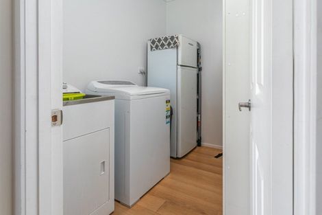 Photo of property in 8 Kauri Place, Tairua, 3508