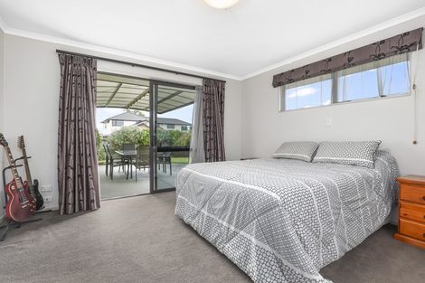 Photo of property in 7 Ruske Place, Grandview Heights, Hamilton, 3200