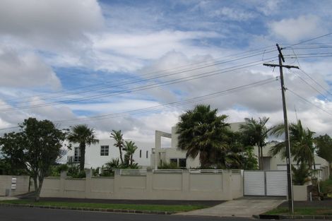 Photo of property in 49 Wainui Avenue, Point Chevalier, Auckland, 1022