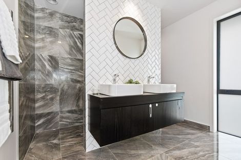 Photo of property in 35 Roy Hilton Drive, Flagstaff, Hamilton, 3210