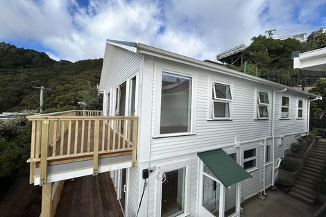 Photo of property in 10a Oriental Terrace, Mount Victoria, Wellington, 6011