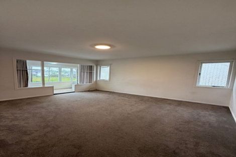 Photo of property in 34 Titoki Street, Te Atatu Peninsula, Auckland, 0610